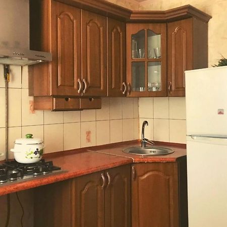 Семейные Апартаменты В Новом Районе У Софиевского Парка Umanʼ Dış mekan fotoğraf